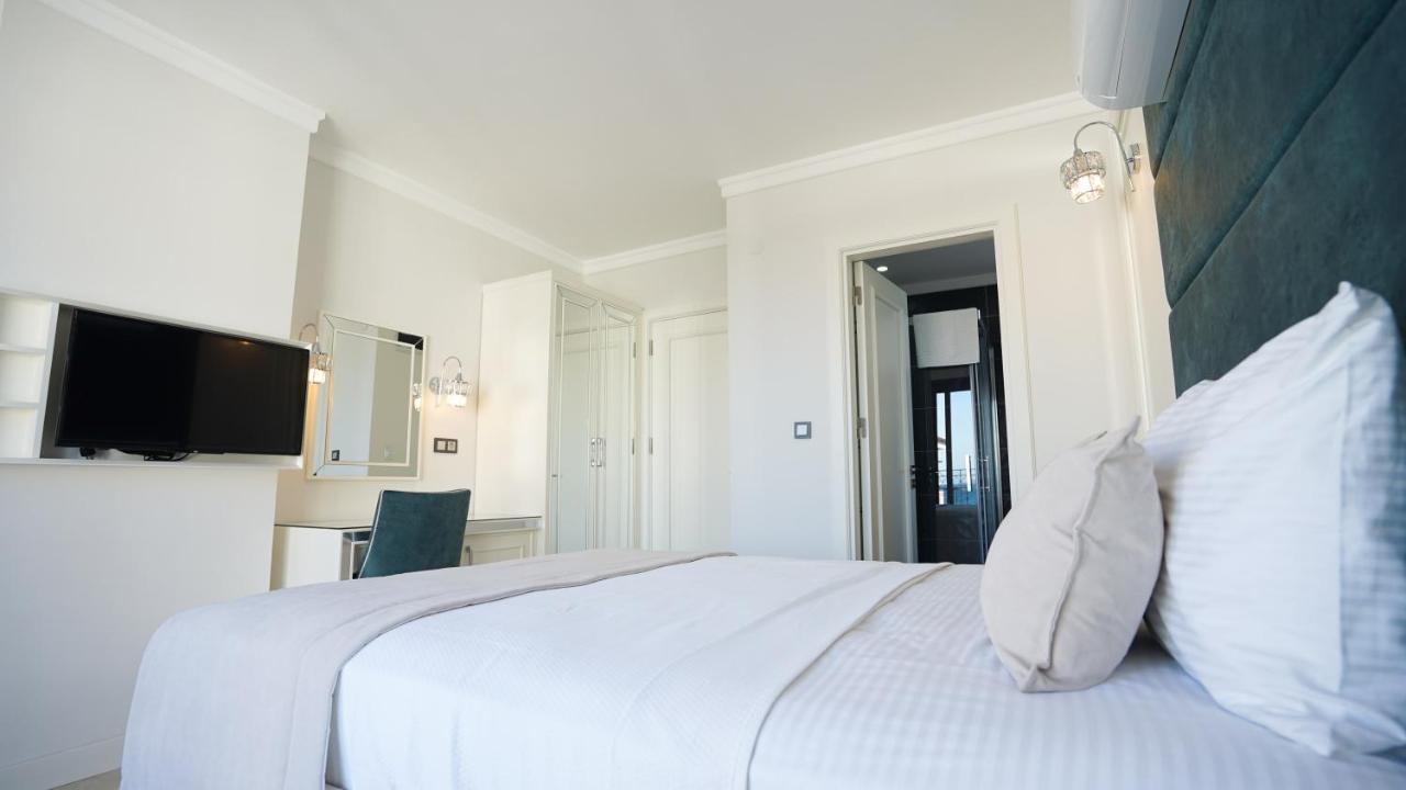 Rota Seaside Otel Cunda Exterior photo