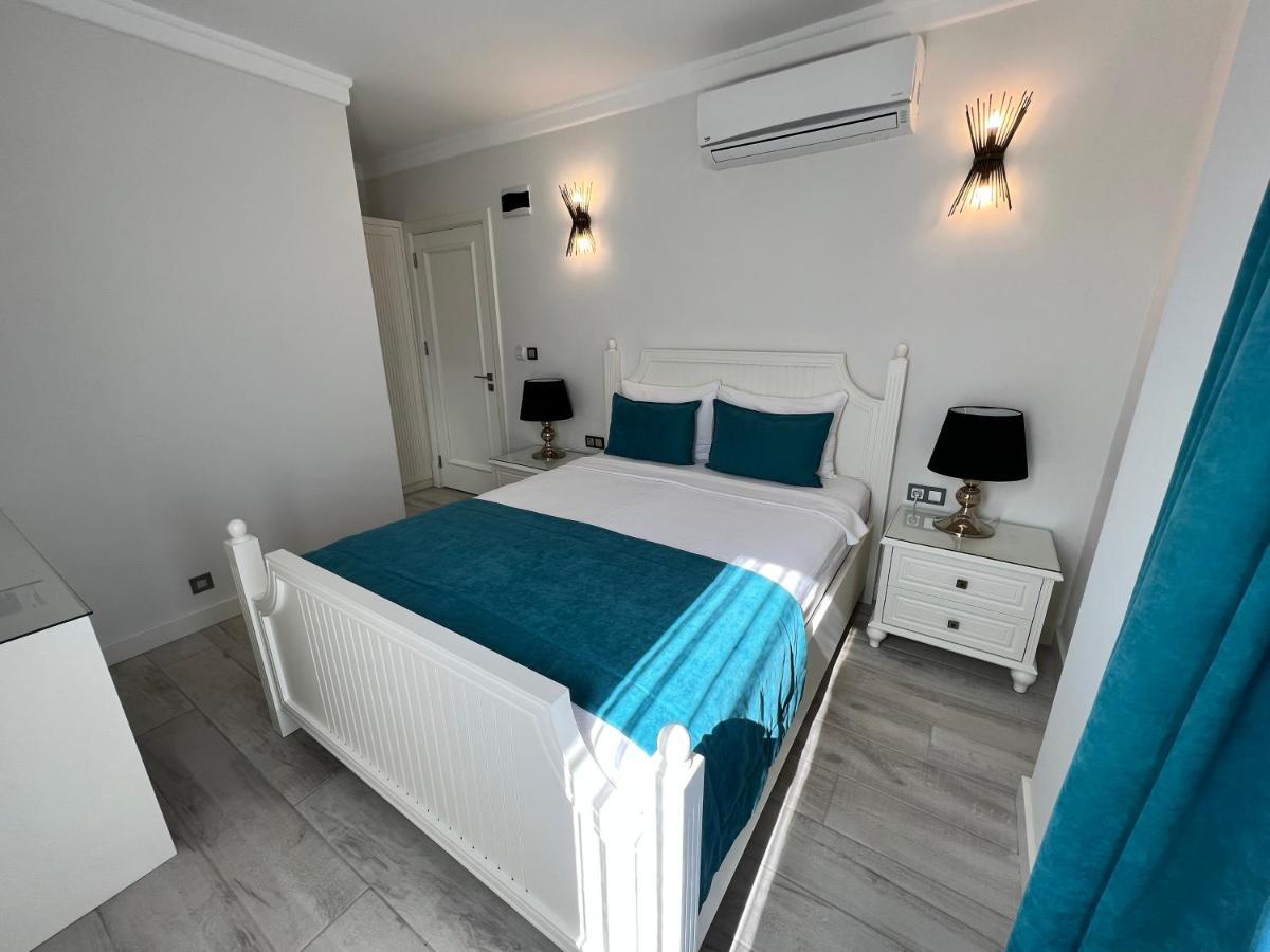 Rota Seaside Otel Cunda Exterior photo