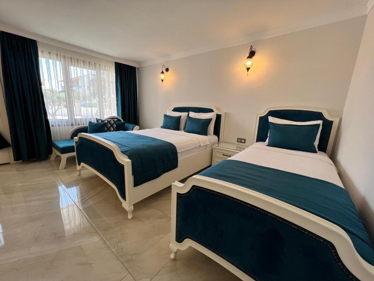Rota Seaside Otel Cunda Exterior photo
