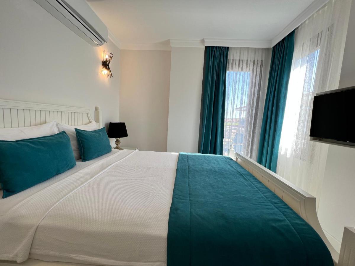 Rota Seaside Otel Cunda Exterior photo